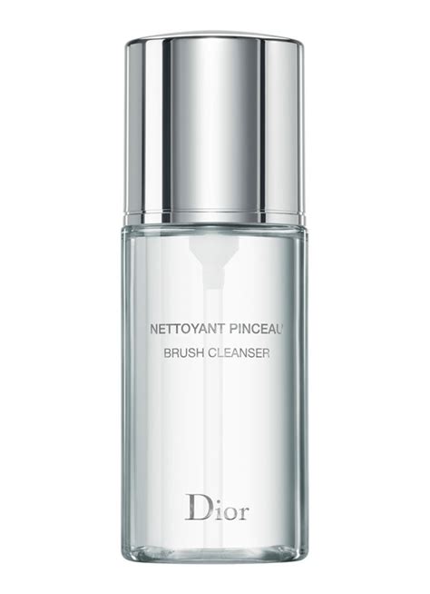 dior brush cleanser.